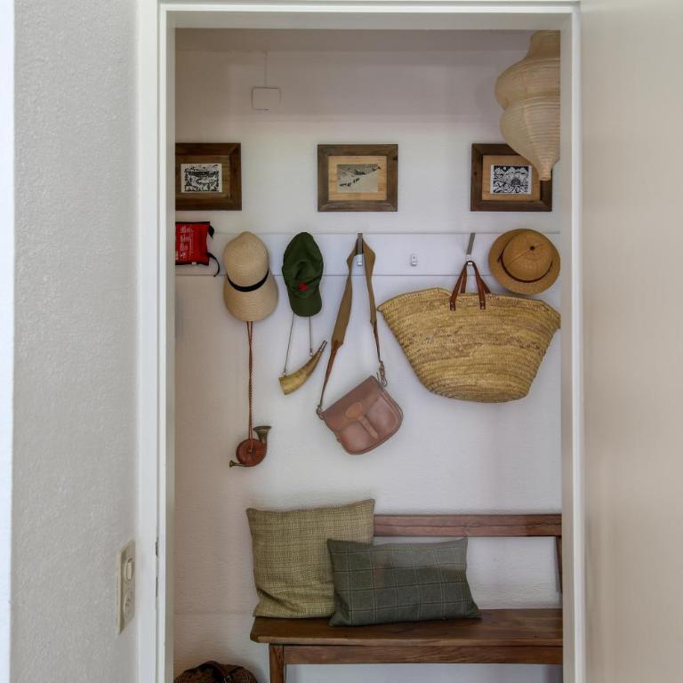 Soulful escape with fireplace and mountain views - Appartement avec Balcon - 18