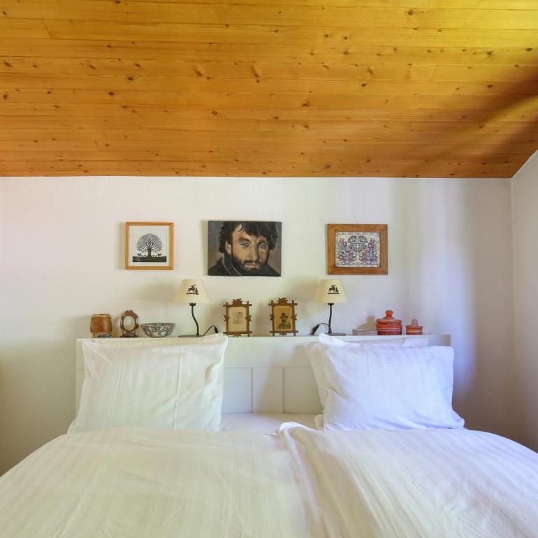Soulful escape with fireplace and mountain views - Appartement avec Balcon - 17