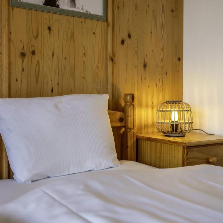 Etagnes 2 Est, ski-in ski-out, vue magnifique - Superior Apartment mit Balkon - 11