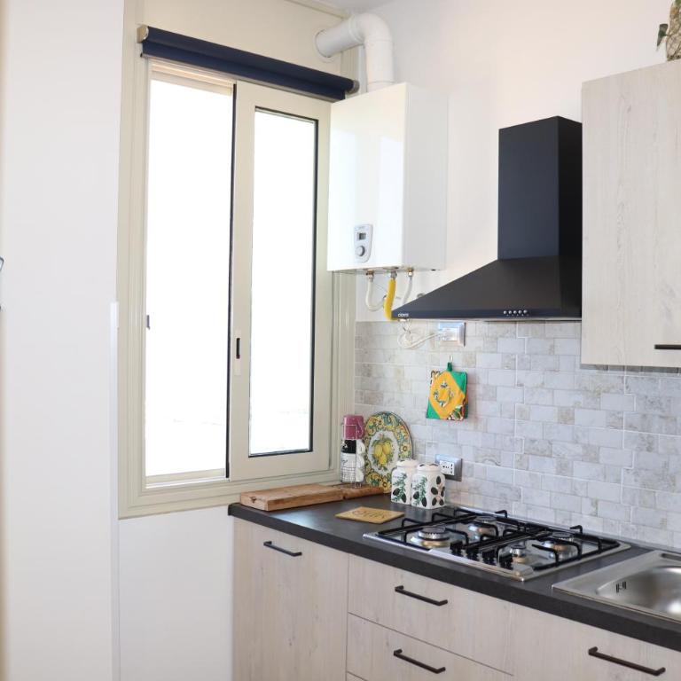 RineddaHouse Arenella - Vista Mare Panoramica a Palermo con Parcheggio privato - One-Bedroom Apartment - 55