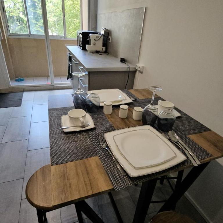 Le Tolstoï chic - Double Room with Private Bathroom - 5