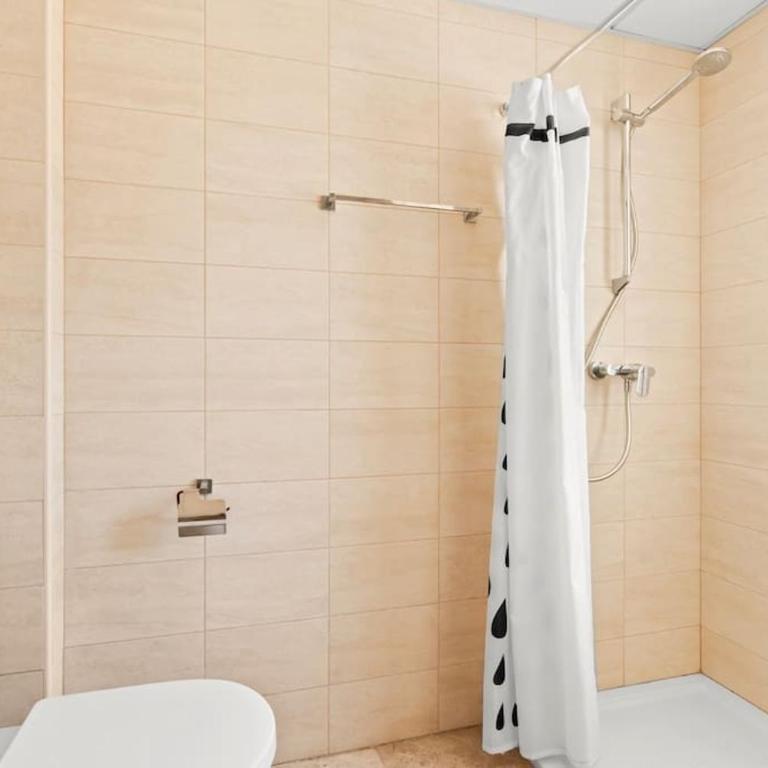 Fantastic 3 bedroom townhouse Los Naranjos RDR424 - Three-Bedroom Townhouse - 16