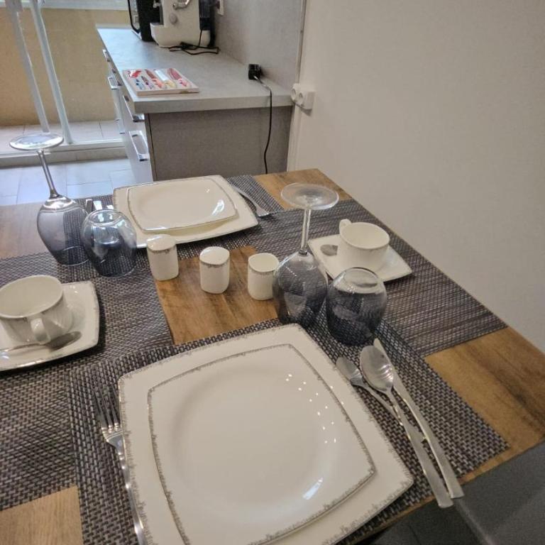 Le Tolstoï chic - Two-Bedroom Apartment - 2