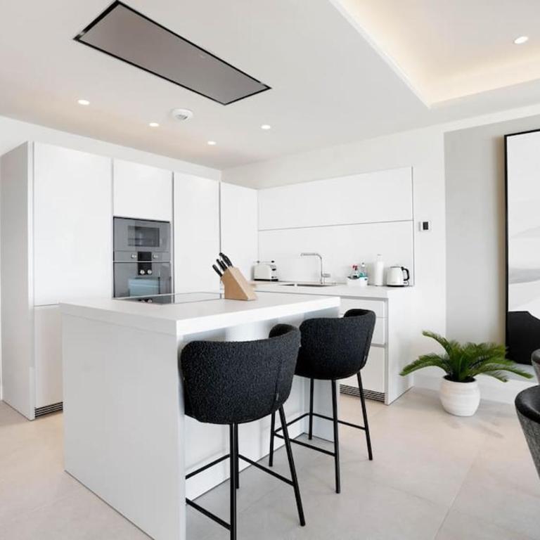 BRAND NEW Luxury 2Bd Velaya Beachfront RDR442 - Two-Bedroom Apartment with Sea View - 11