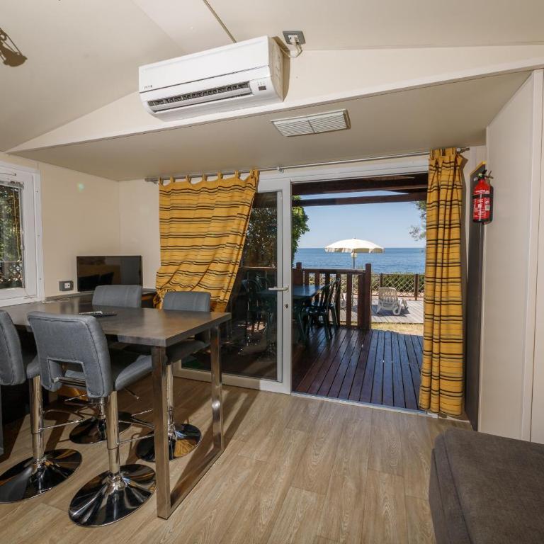 Villaggio Miramare - Apartment with Sea View - 12