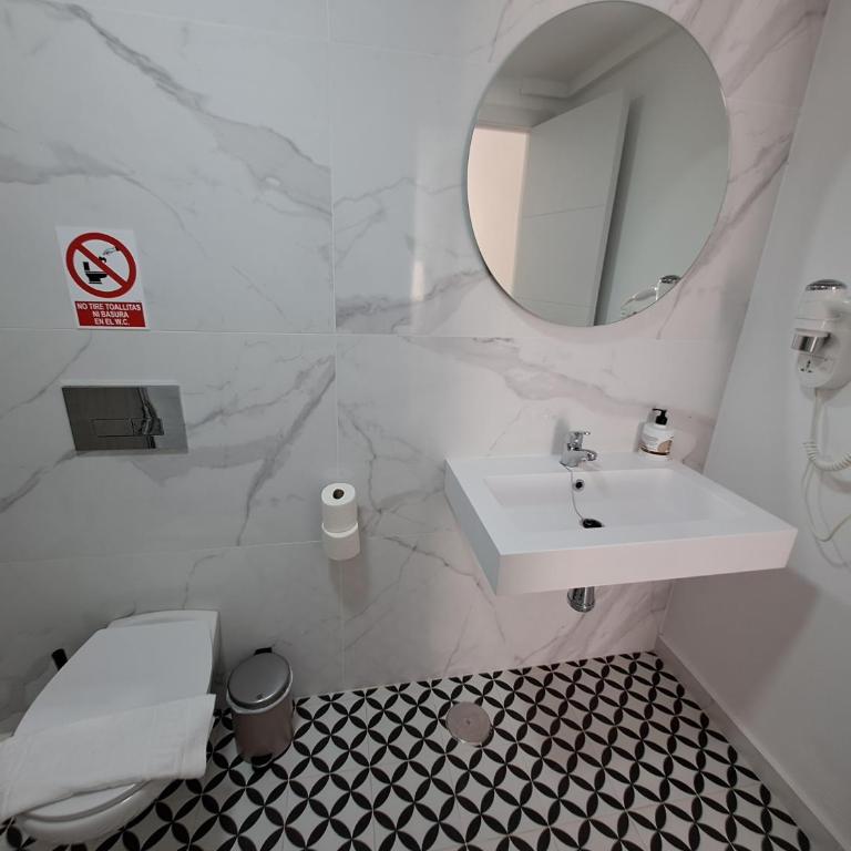 HomeForGuest Apartamento Alisios 1 con piscina en Corralejo - Apartamento - 21