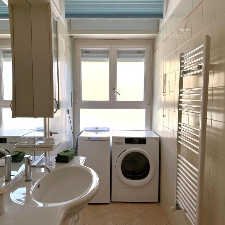 Centralissimo - Nuovo - Parcheggio Privato - Appartamento con 1 Camera da Letto - 31