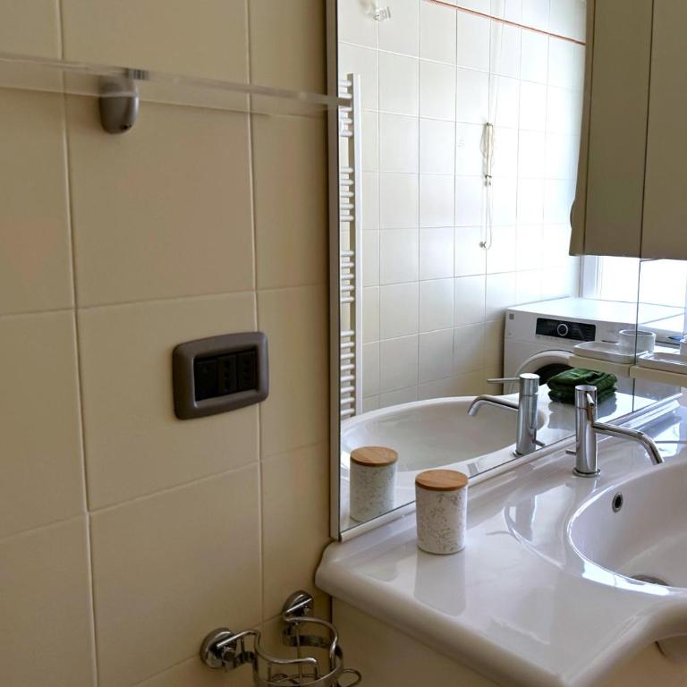 Centralissimo - Nuovo - Parcheggio Privato - Appartamento con 1 Camera da Letto - 34