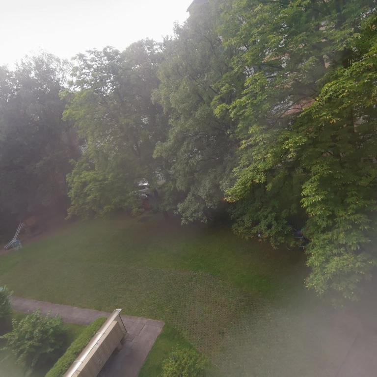 close to citycenter, 5 min metro U1, 50 m bus, - Apartamento de 1 dormitorio - 5