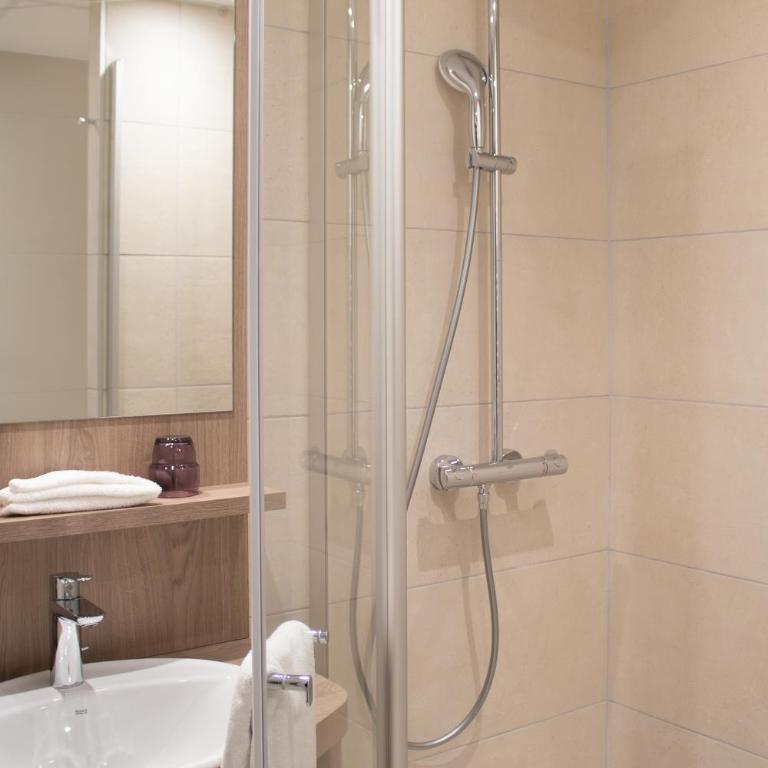 Brit Hotel Blois - Le Préma - Chambre Double - 5
