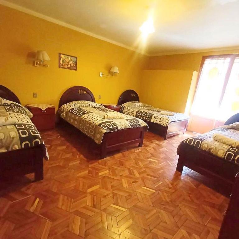 HOSTAL MAYA INN - Habitación Cuádruple Económica con baño compartido - 2