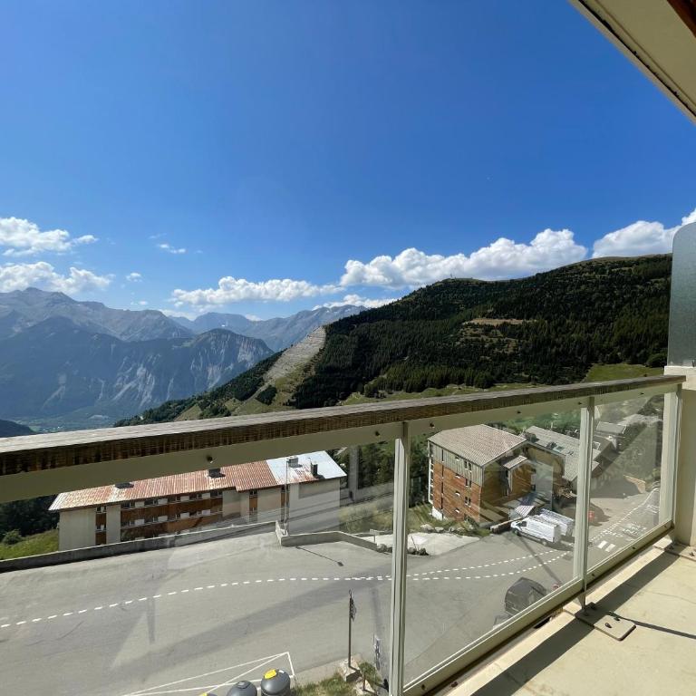 Homency Résidence Signal B16 - One-Bedroom Apartment with View - 16