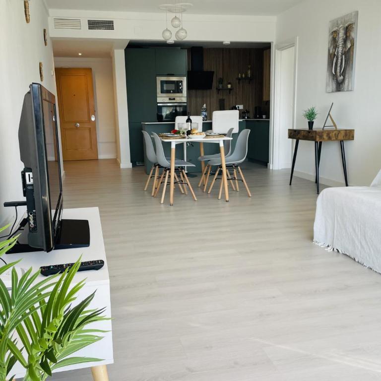 Apartamento Altos de Tamango con vistas y pisicina - Apartamento Deluxe - 19