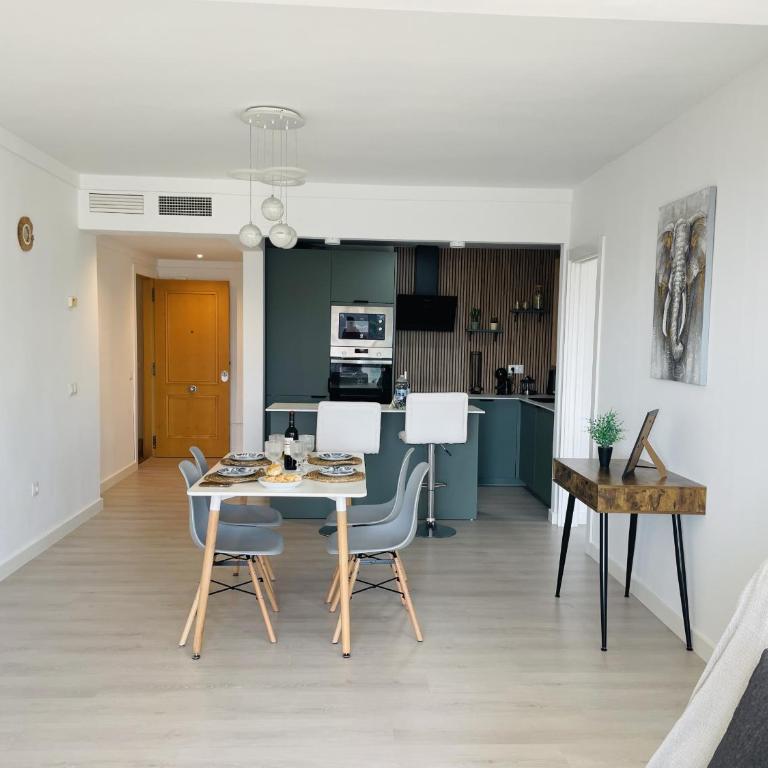 Apartamento Altos de Tamango con vistas y pisicina - Apartamento Deluxe - 25