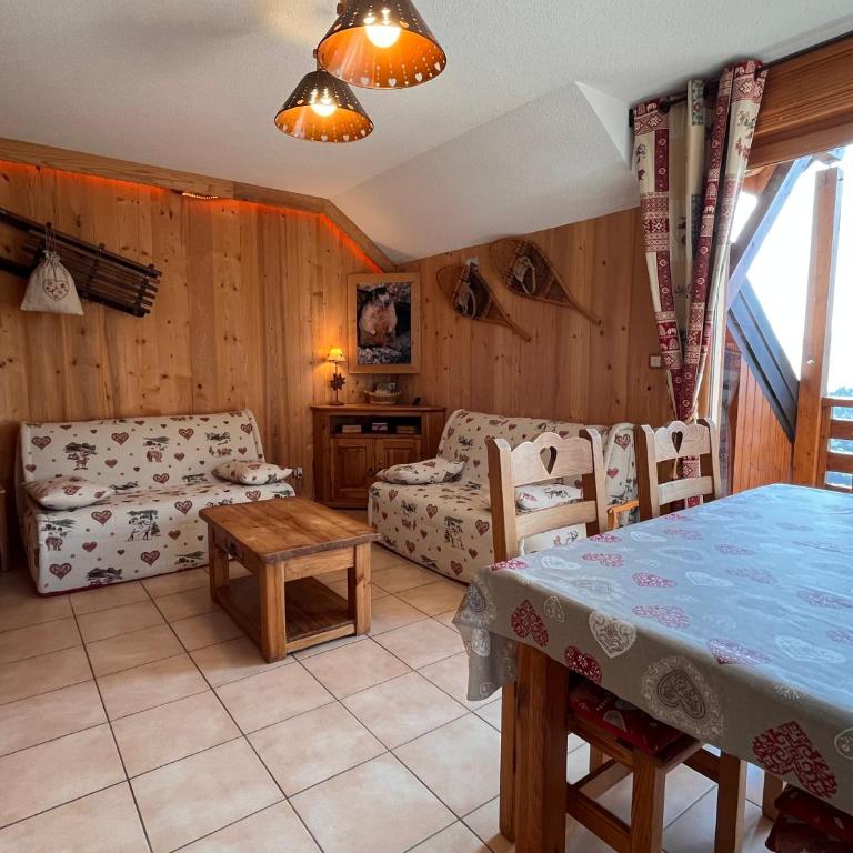 Charming apartment with exceptional view, 200 m from gondola, 1 bedroom max 6 persons - Appartement avec Vue et Balcon - 5