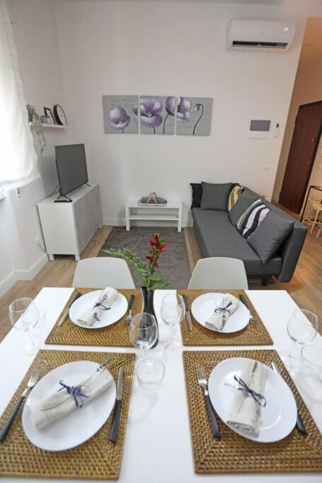 Appartamento San Donato - Appartamento con 2 Camere da Letto - 2