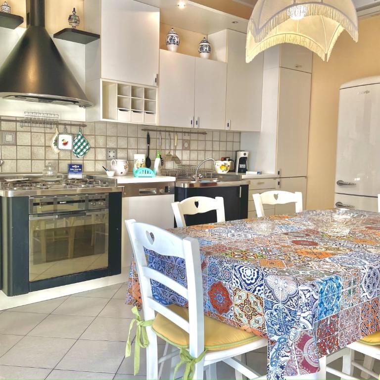 Frontemare da Anna - Three-Bedroom Apartment with Sea View - 7
