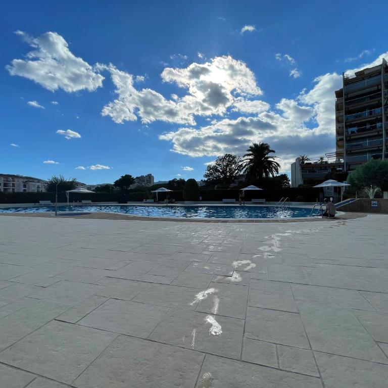 Appartement JEAN BART , avec parking privé, meublé tourisme classé 3 étoiles - Appartement 1 Chambre avec Terrasse - 9