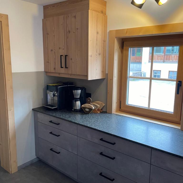 SÖLLHOF Ferienhaus mit 11 Schlafzimmern I großer Gemeinschaftsraum I Skibushaltestelle I 10 Min zum Skigebiet - Ferienhaus - 18