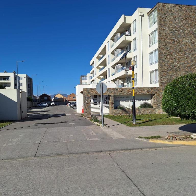 Hermoso departamento en Av Pacifico - La Serena - Two-Bedroom Apartment - 1