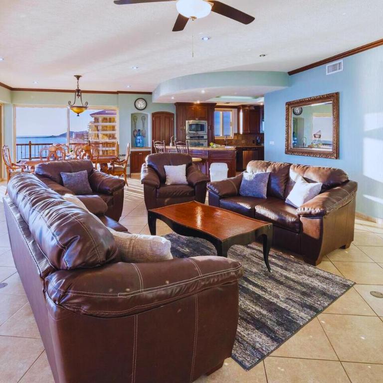 Spacious 4 bedroom Condo with expansive Ocean Views and luxurous features - #910 Sonoran Sky - RP Vacation - Deluxe Family Suite - 13
