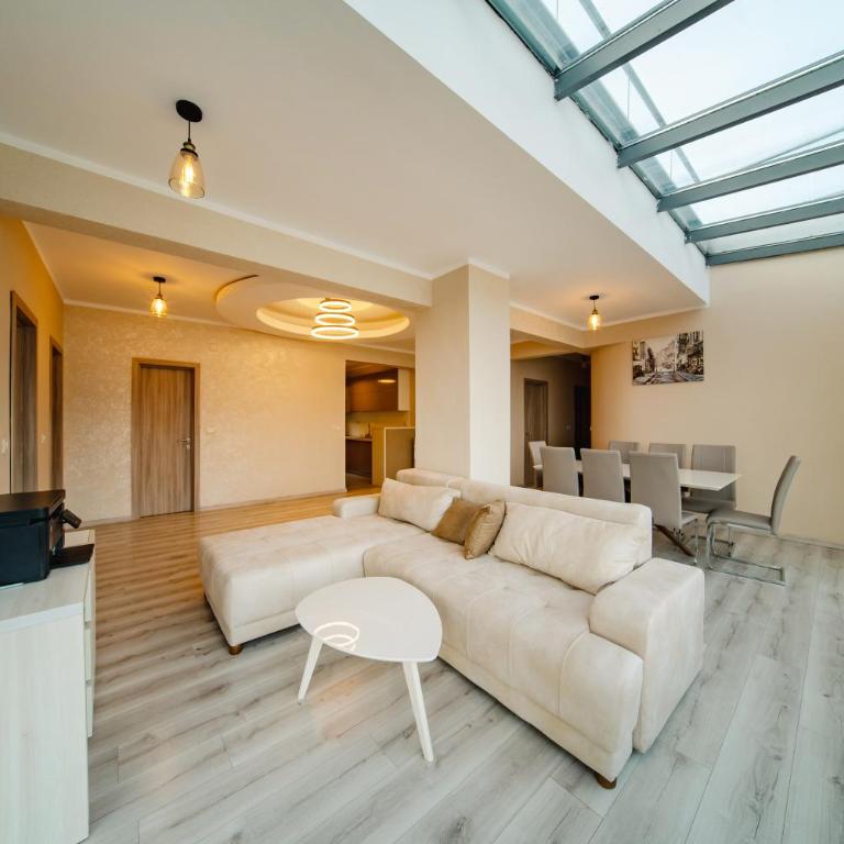 Budva Gate - Three-Bedroom Apartment - 29