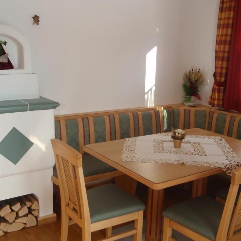 Flachauer Bergkristall - Large Two-Bedroom Apartment with Terrace - 2