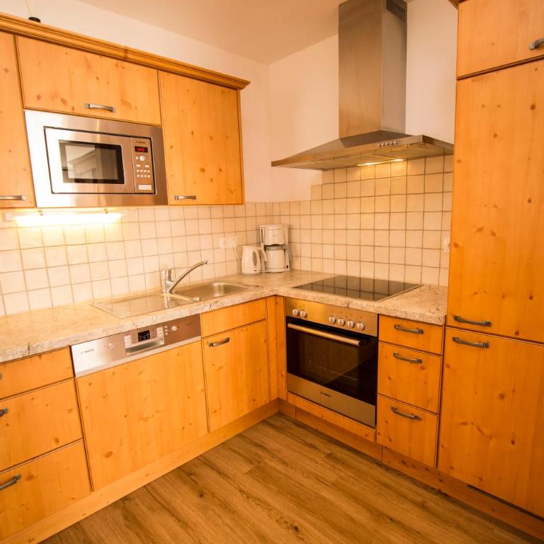 Flachauer Bergkristall - Deluxe Two-Bedroom Apartment with Terrace - 2
