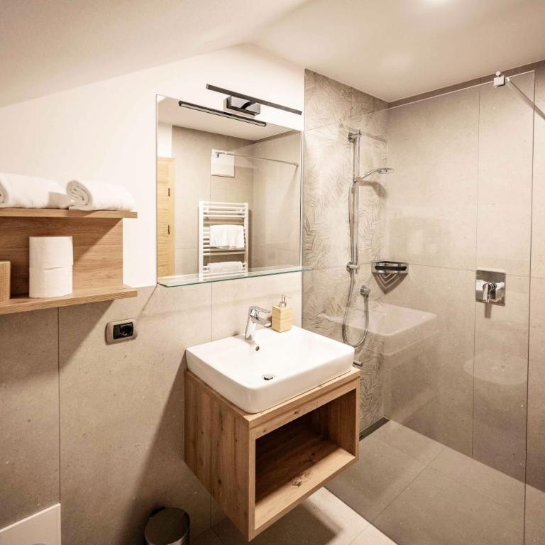 Wonga Apartments - Appartamento con 2 Camere da Letto e con Vista Montagna - 6