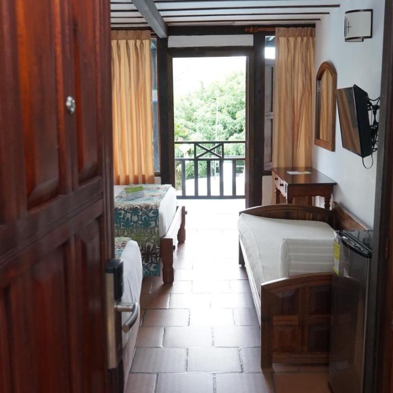 Comfandi Hotel Los Veleros - Habitación Doble con baño privado - 59