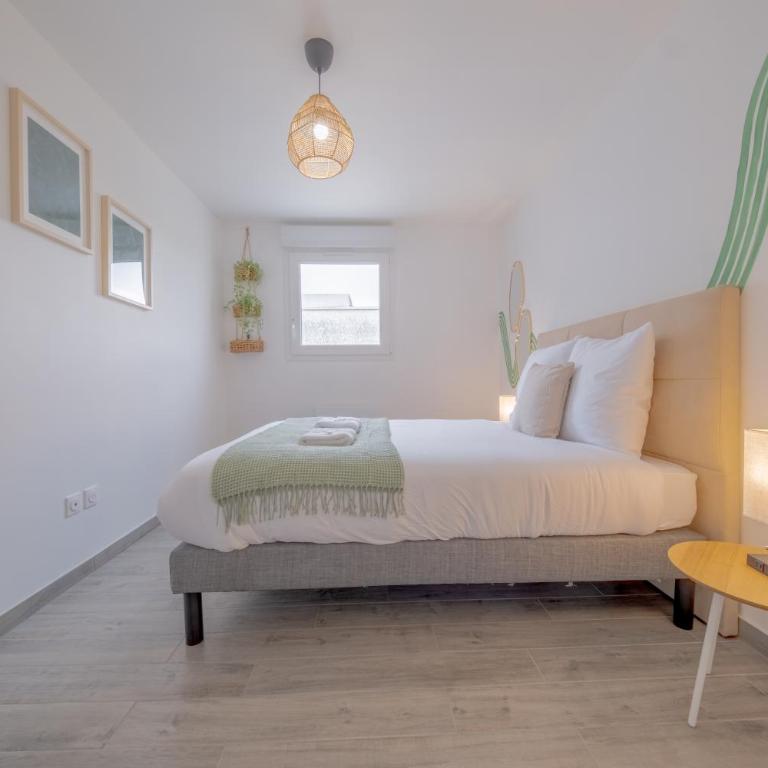 Le Trianon - Parking Privé - Appartement 3 Chambres avec Balcon - 21