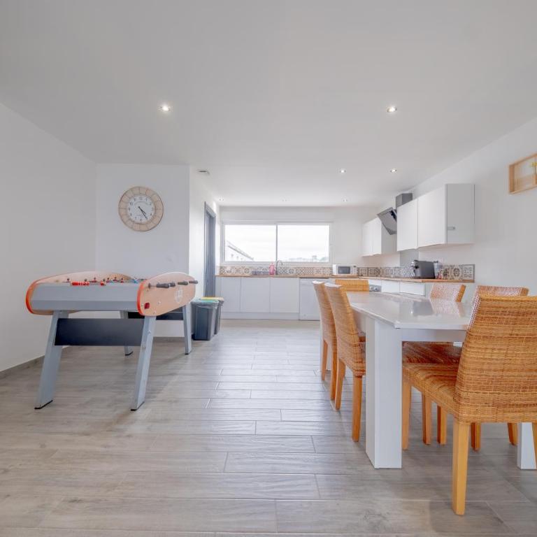Le Trianon - Parking Privé - Appartement 3 Chambres avec Balcon - 26