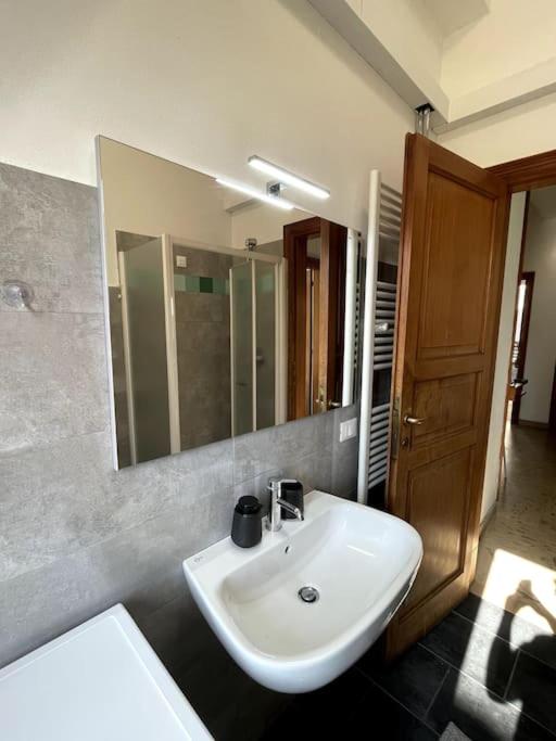 Arte in Mantova - Appartamento con 2 Camere da Letto - 24
