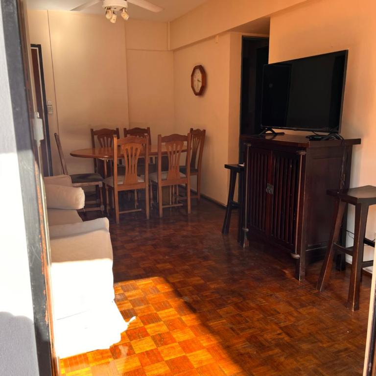 Confort y Estilo - Apartamento de 1 Dormitorio con balcón y vistas a la ciudad - 28