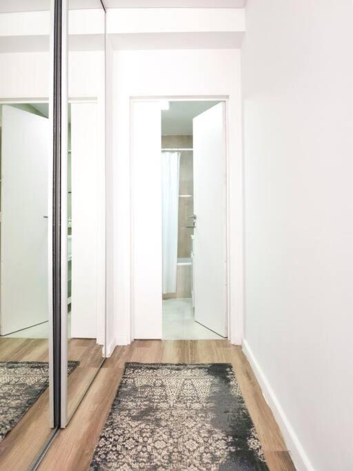 Mid-Long term rental Apartment with balcony - Apartamento de 1 dormitorio - 14