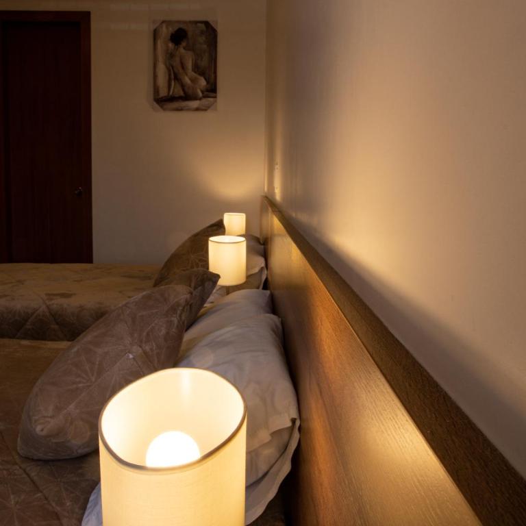 Hotel San Benito Cuenca - Habitación Doble Deluxe - 2 camas dobles - 5