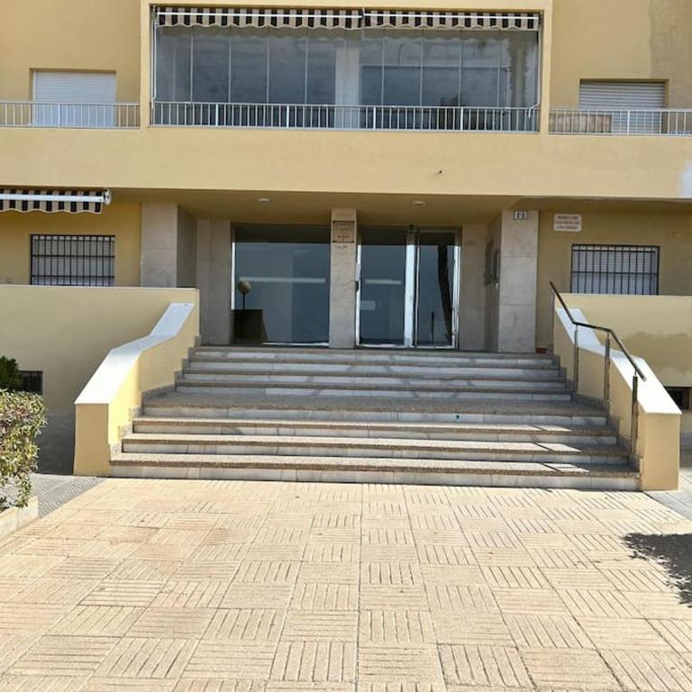 Velilla Parking Free - Apartamento de 2 dormitorios con terraza y vistas al mar - 4