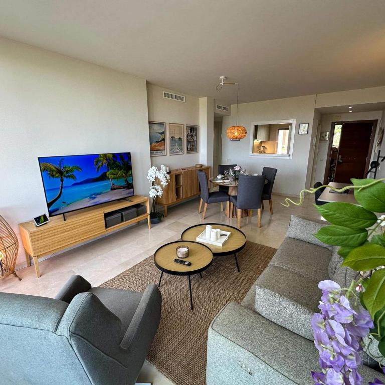 Alcazaba Lagoon 512 - Two-Bedroom Apartment - 4