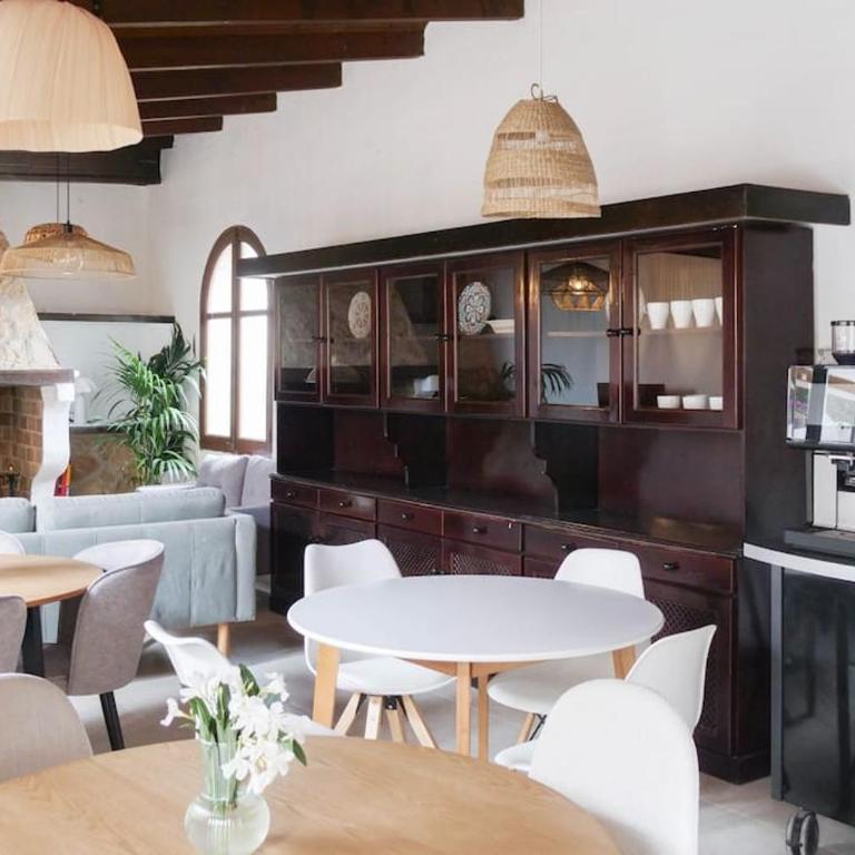 LLORENÇ 1 auf Finca Zenara, Doppelzimmer mit Bad, XXl Pool, Gemeinschaftsküche, WIFI, AC, Yoga - Apartamento de 1 dormitorio - 23