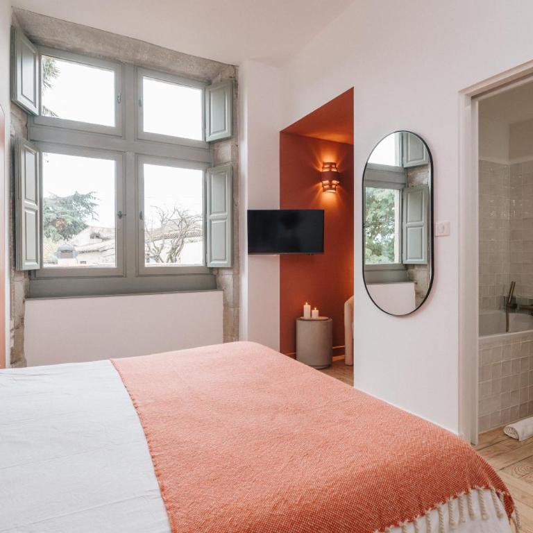 La Demeure de la Cité by Jean Bacou - Chambre Double avec Salle de Bains Privative - 12