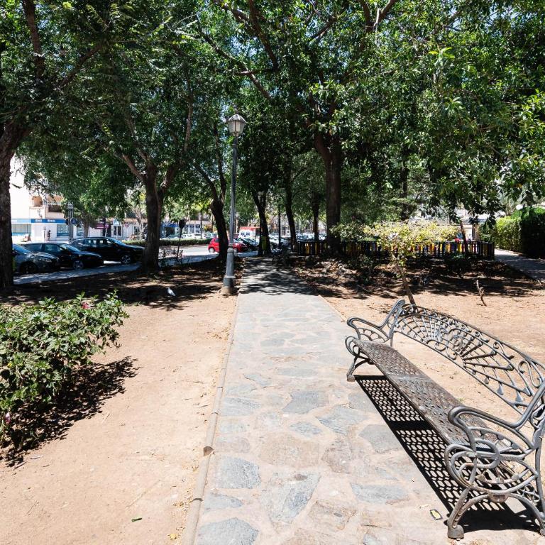 Family apartments in the centre of Fuengirola - Two-Bedroom Apartment - 13