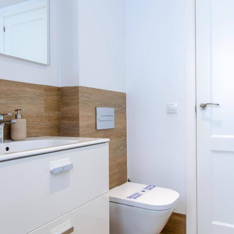 Apartamento moderno en Triana 2 dormitorios y aire acondicionado - Apartamento de 2 dormitorios - 73