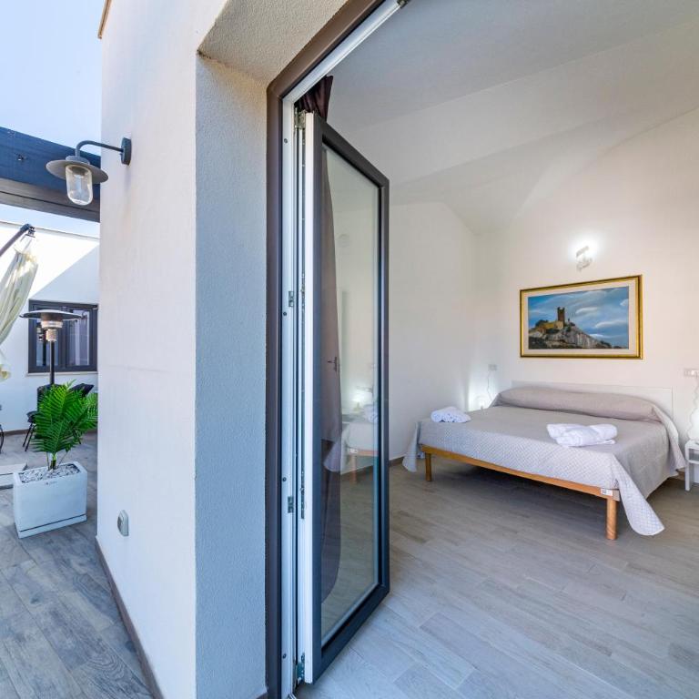 LeaRooms - Suite con Balcone - 4