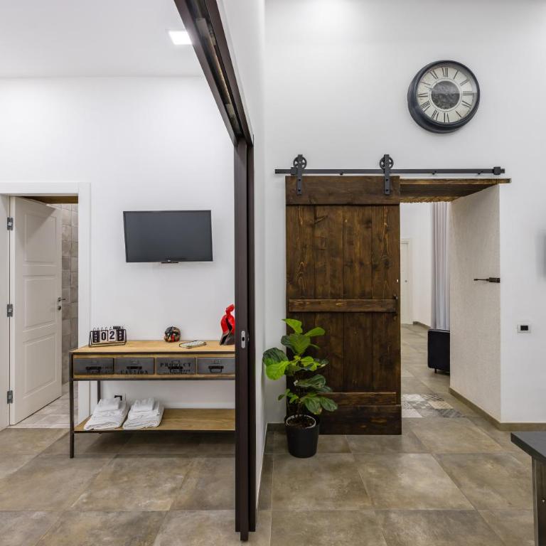 Industrial Apartment 2 Camere 2 Bagni Palazzo Mormando Napoli Centro Storico - Appartamento con 2 Camere da Letto e Balcone - 26