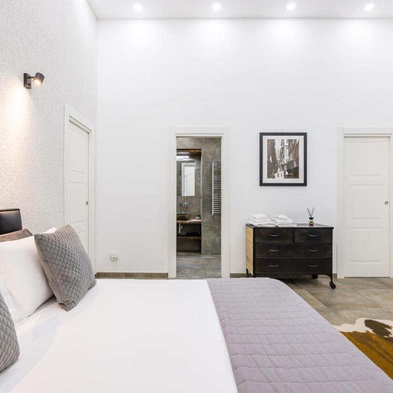 Industrial Apartment 2 Camere 2 Bagni Palazzo Mormando Napoli Centro Storico - Appartamento con 2 Camere da Letto e Balcone - 15
