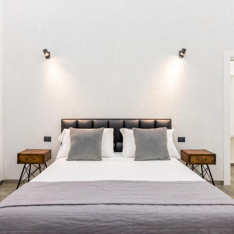 Industrial Apartment 2 Camere 2 Bagni Palazzo Mormando Napoli Centro Storico - Appartamento con 2 Camere da Letto e Balcone - 12