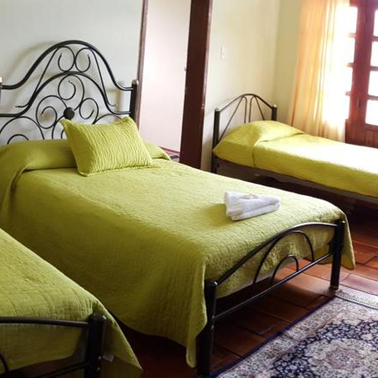 Hosteria San Carlos Tababela - Habitación cuádruple - 2