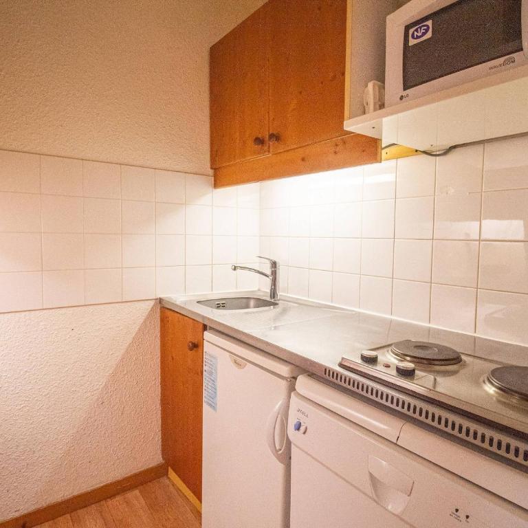Appart skis aux pieds, proche commodités et remontées - FR-1-356-196 - Apartamento (5 adultos) - 4