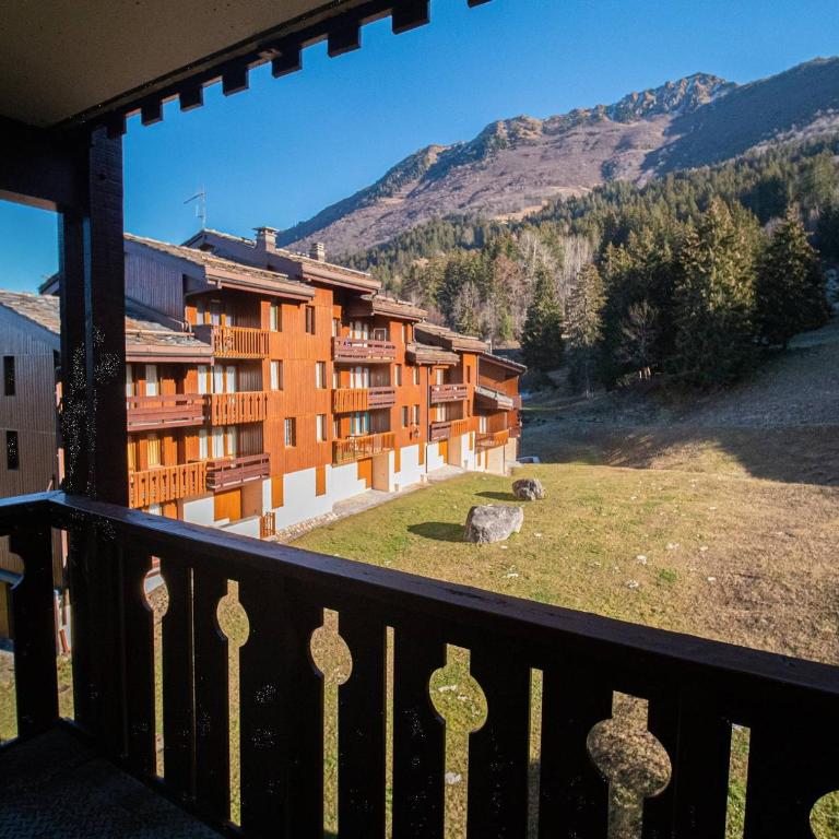 Appart skis aux pieds, proche commodités et remontées - FR-1-356-196 - Apartamento (5 adultos) - 7