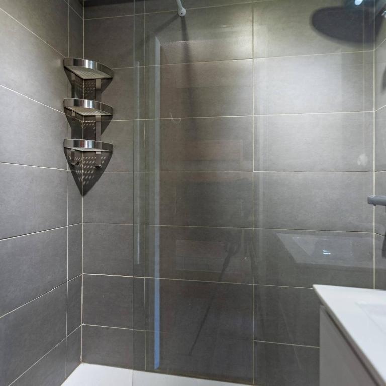 Agréable appartement, proche des pistes, balcon, casier à skis - FR-1-355-23 - Studio - 8